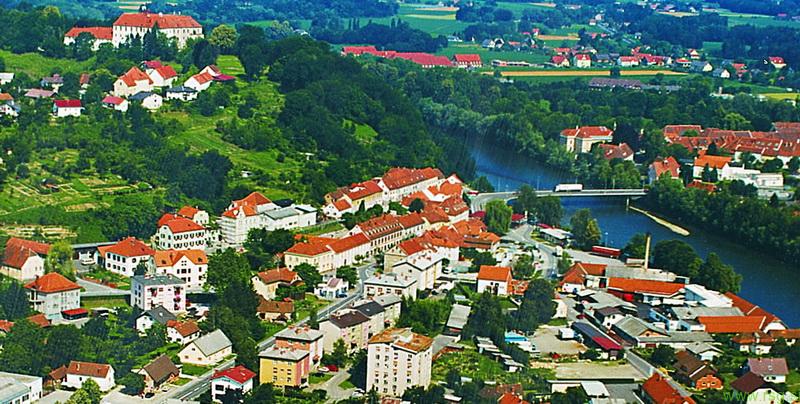 Zgodbe mesta na radgonskem gradu povezale učence obeh bregov Mure