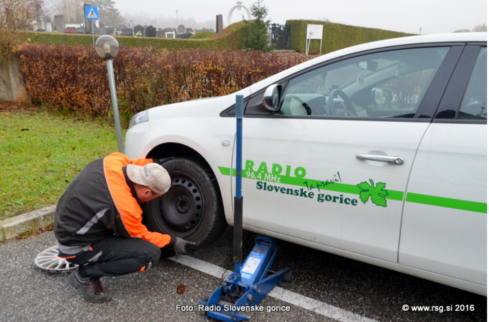 Varna vožnja pozimi: približuje se rok za obvezno menjavo pnevmatik