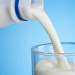 Prebivalec Slovenije porabi v gospodinjstvu povprečno 43 litrov mleka