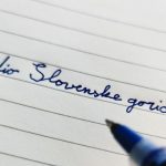 Foto: RAZSTAVA KNJIŽNICE LENART OB TEDNU PISANJA Z ROKO