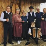 MARTINOVANJE V HALOZAH ZA PROMOCIJO DESTINACIJE