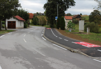 FOTO: V ZG. SENARSKI HVALEŽNI ZA DOKONČANO MODERNIZACIJO VASI