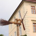 ZA TROJIŠKIMI VINOGRADNIKI ŠE ENA USPEŠNA POSTAVITEV DRUŠTVENEGA KLOPOTCA